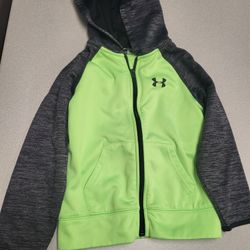 Boys 5 Under Armour neon lime green / black dri fit long sleeve Lot 25