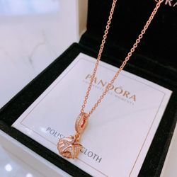 Pandora necklace as a gift for girlfriend