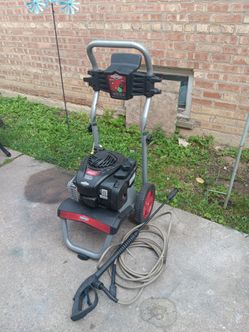 BRIGGS STRATTON Gas Pressure Washer 2200 PSI