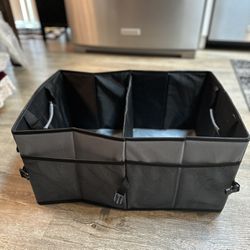 Collapsible Storage for trunk/tailgate