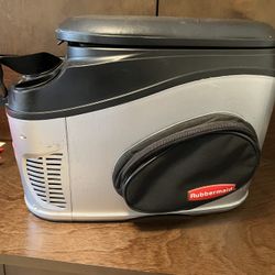 Rubbermaid Car Cooler