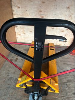 PALLET JACK