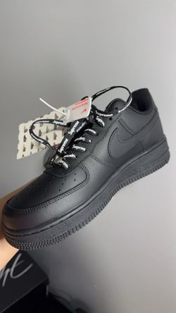 Black supreme size 13 men