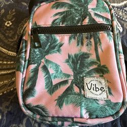 Vibe Small Purse