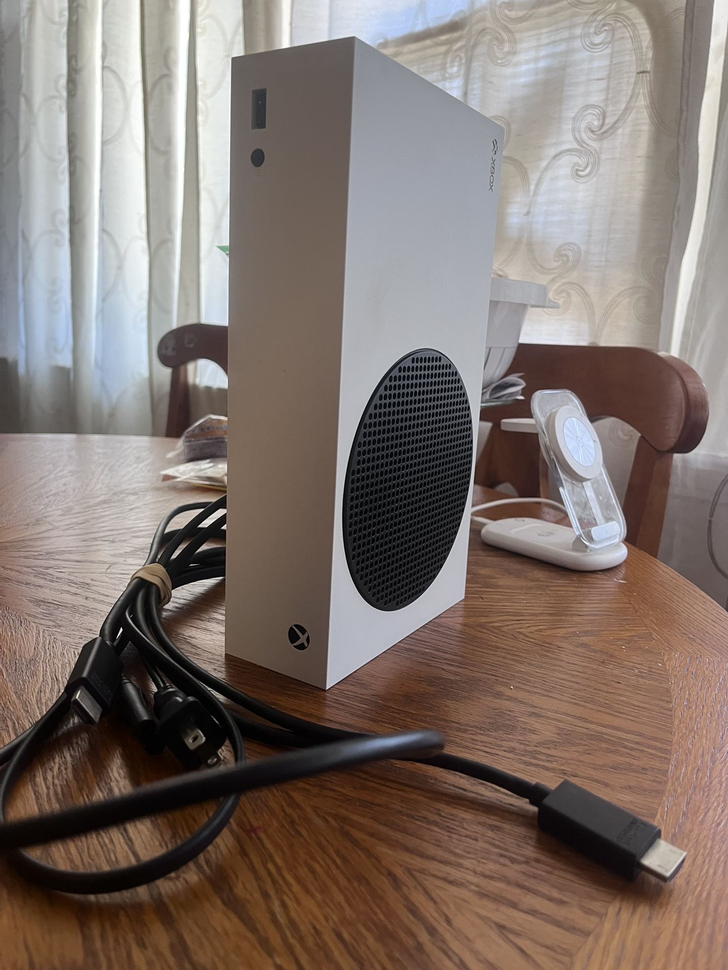 Xbox series s (no controller)