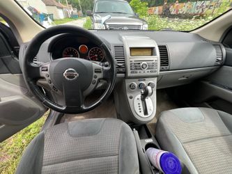 Nissan sentra