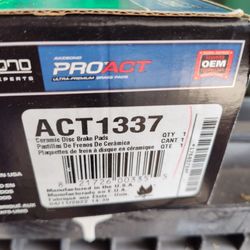 Akebono Ceramic Brake Pads 