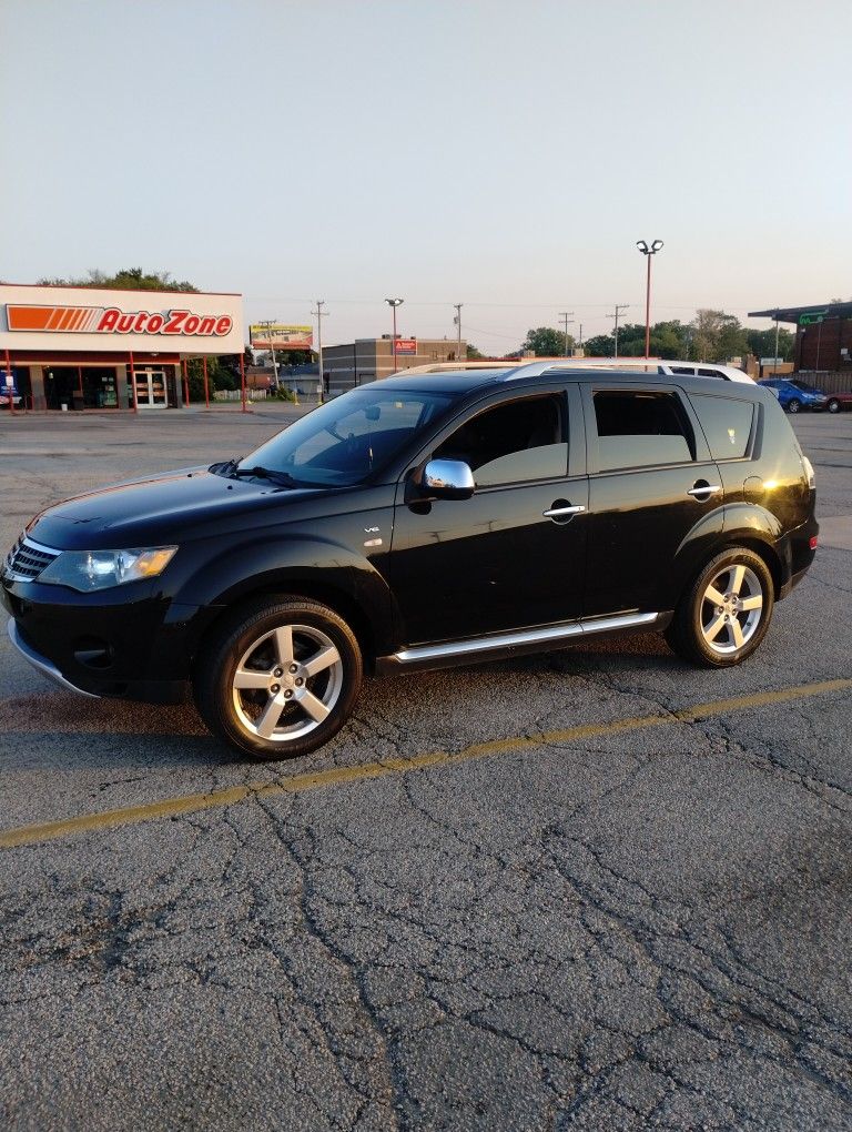 Mitsubishi Outlander 2009 V6 Good Conditions