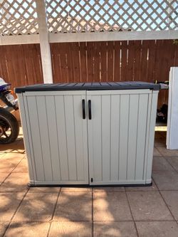 Storage shed