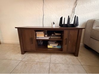 Mainstay Oak Finish TV Stand (Moving Sale)