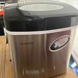 Frigidaire ice maker
