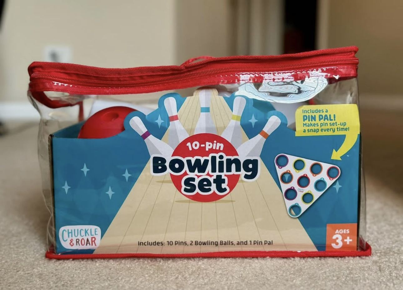 Chuckle and Roar Bowling Set