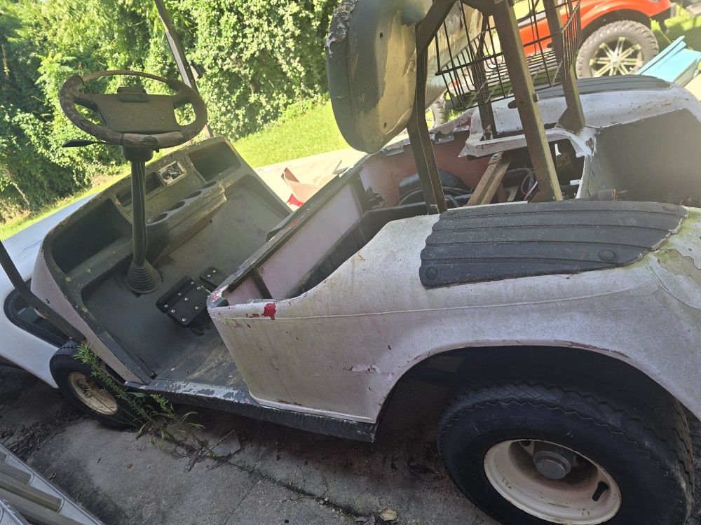 Golf Cart 