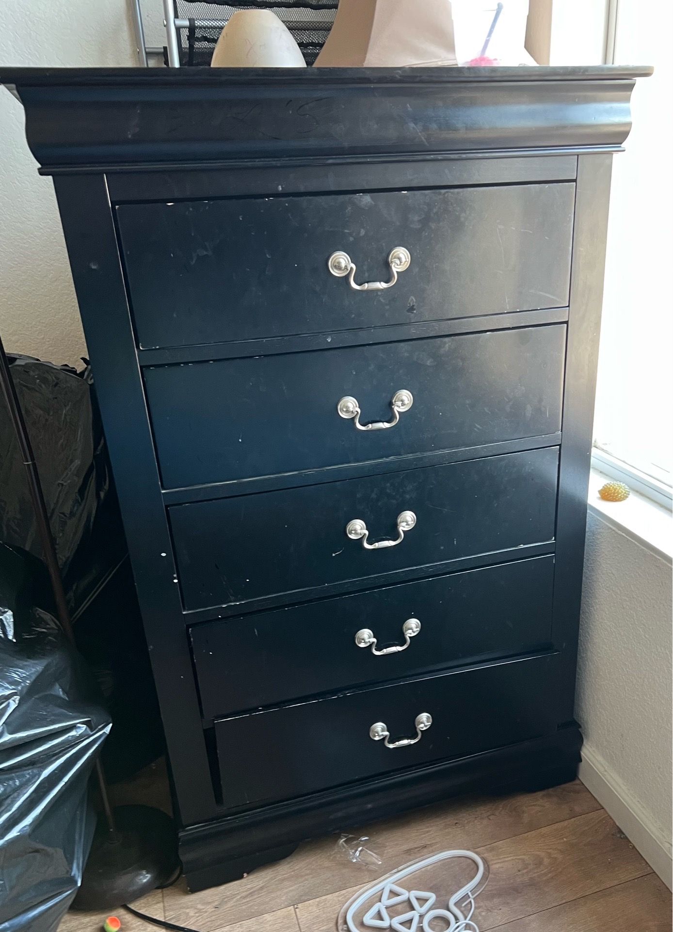 Dresser