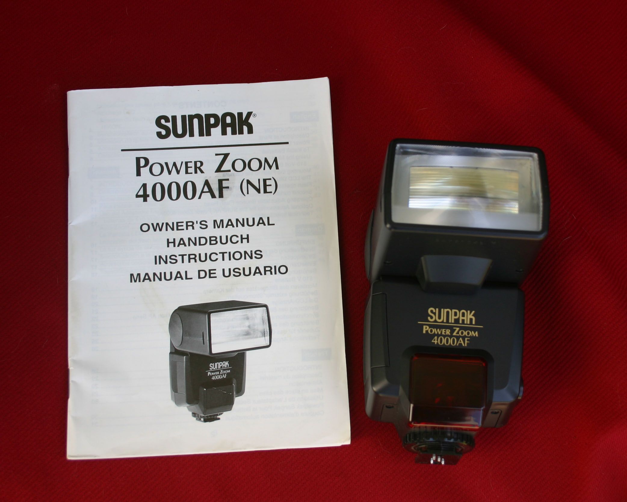 Sunpak 4000AF flash