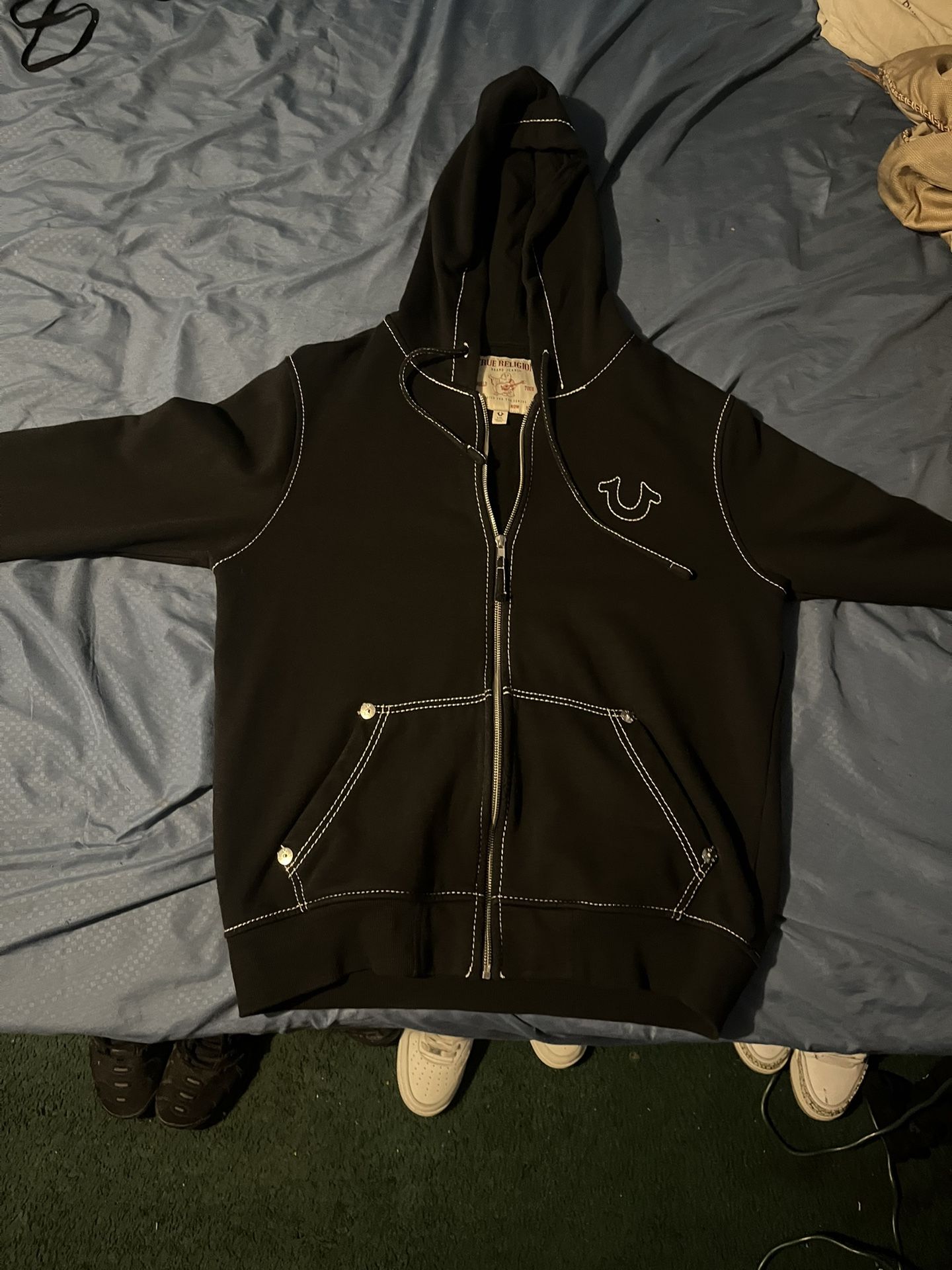 True Religion sweater/zip up size large
