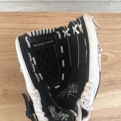 Rawlings Right Hand Throw Leather Baseball Glove 11.5"