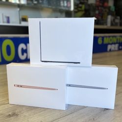 MacBook Air M2 Chip & MacBook Air M1 Chip Available