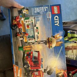 Burger Bar And Fire Rescue LEGO Set