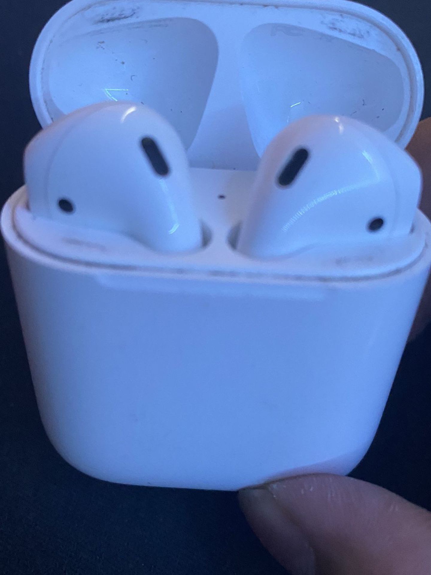 Generation 1 air pods