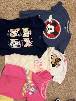 10 items mini/mickey mouse
