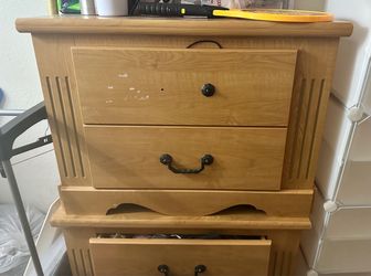 Free 2 wood dresser