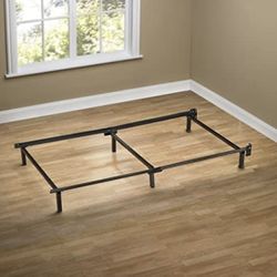 ZINUS Compack Metal Bed Frame / 7 Inch Support Bed Frame for Box Spring and Mattress Set, Black, Twin