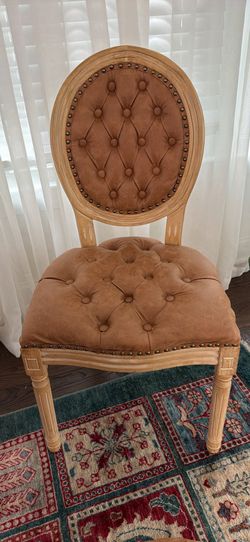 Moving out sale