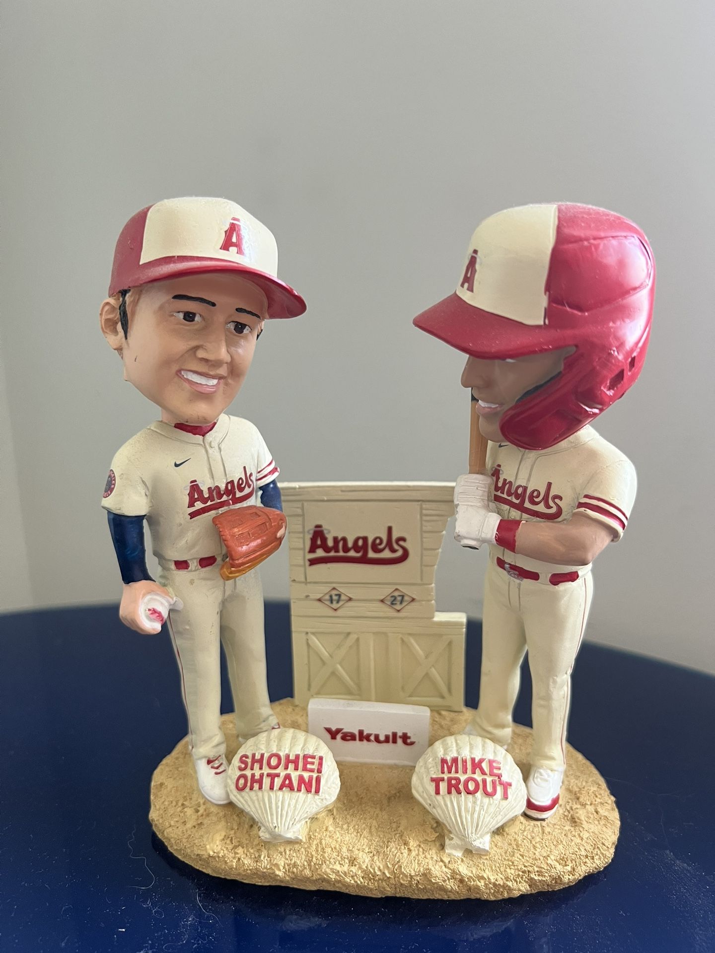Ohtani, Trout dual bobblehead