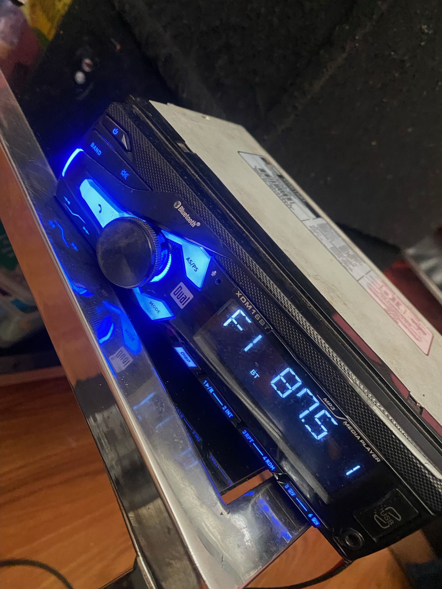 Stereo  amplifier  Box And Speaker