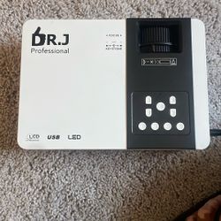 Dr. J Professional Projector