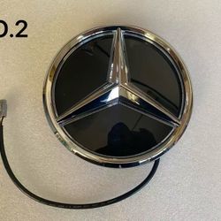 Mercedes Benz Front Emblem W204  With  led  light