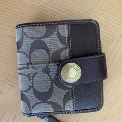 WALLET BY COACH
