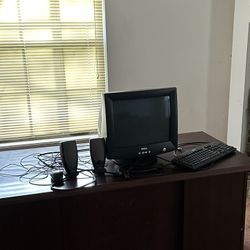 VTG Dell E377c 17” Computer Monitor & Keyboard