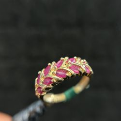 10K YELLOW GOLD RUBY RING 