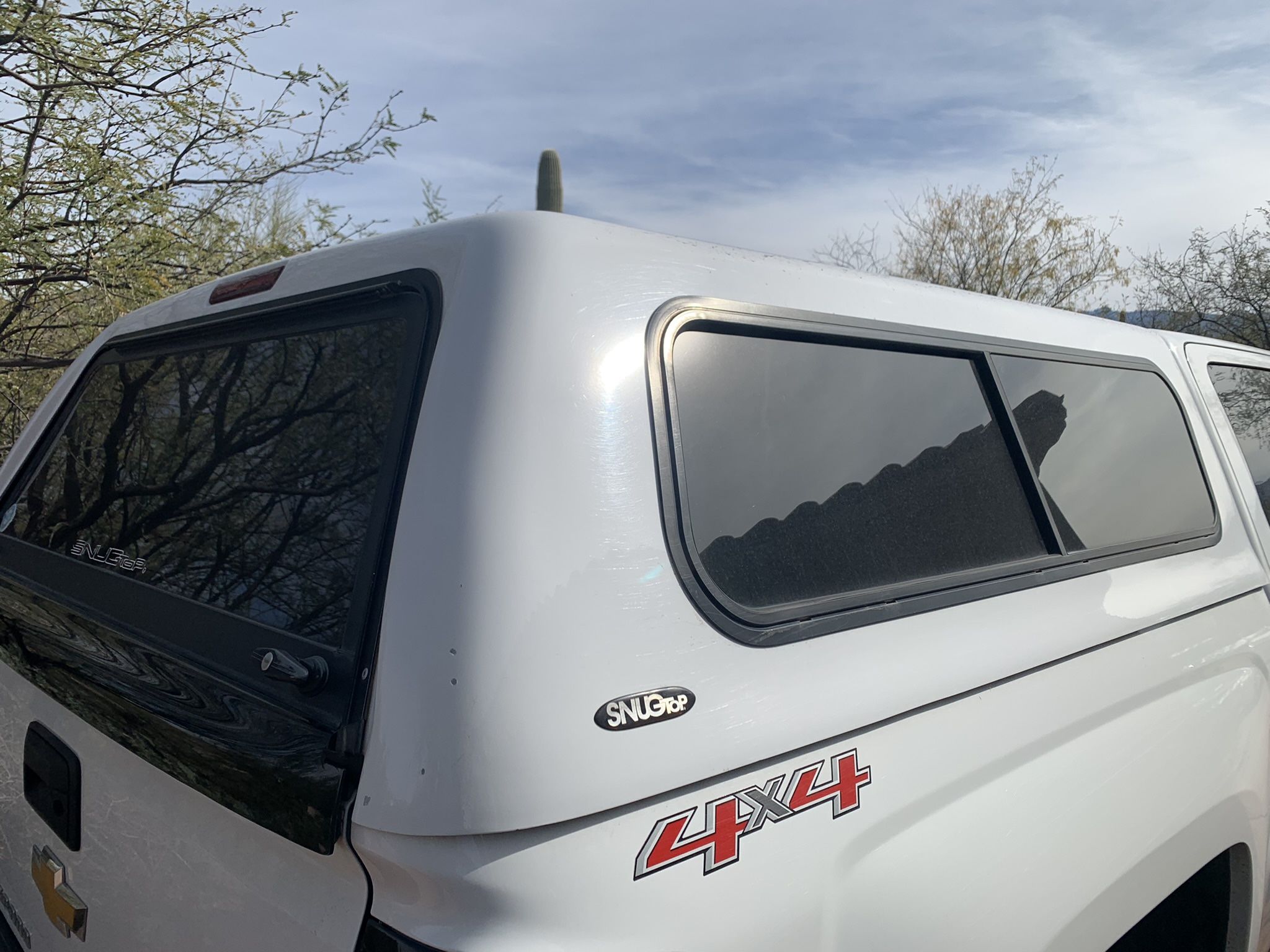 Snugtop Camper Shell 20142019 Chevy Silverado Short Bed for Sale in