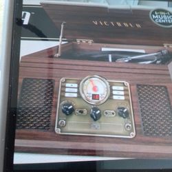 Brand New  VICTROLA QUINCY  6-IN-1 MUSIC CENTER