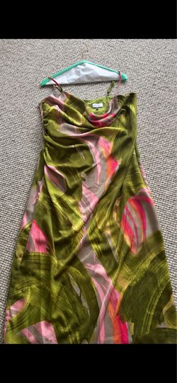 BCBG   Dress. L