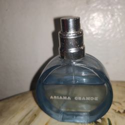 Ariana Grande Cloud Perfume75% Full