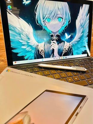 11th Gen Microsoft Surface Pro 7! with pen & keyboard!
