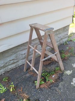 Ladder step wooden