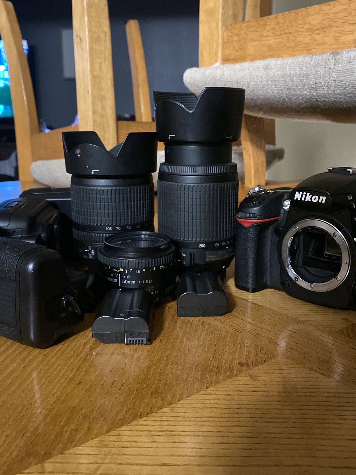 Nikon D7000 3 Lenses 3 Batteries