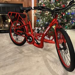 26’ Step thru Pedego Boomerang Electric Bike – like new