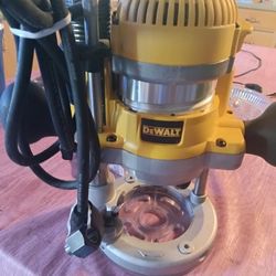 DeWalt Router