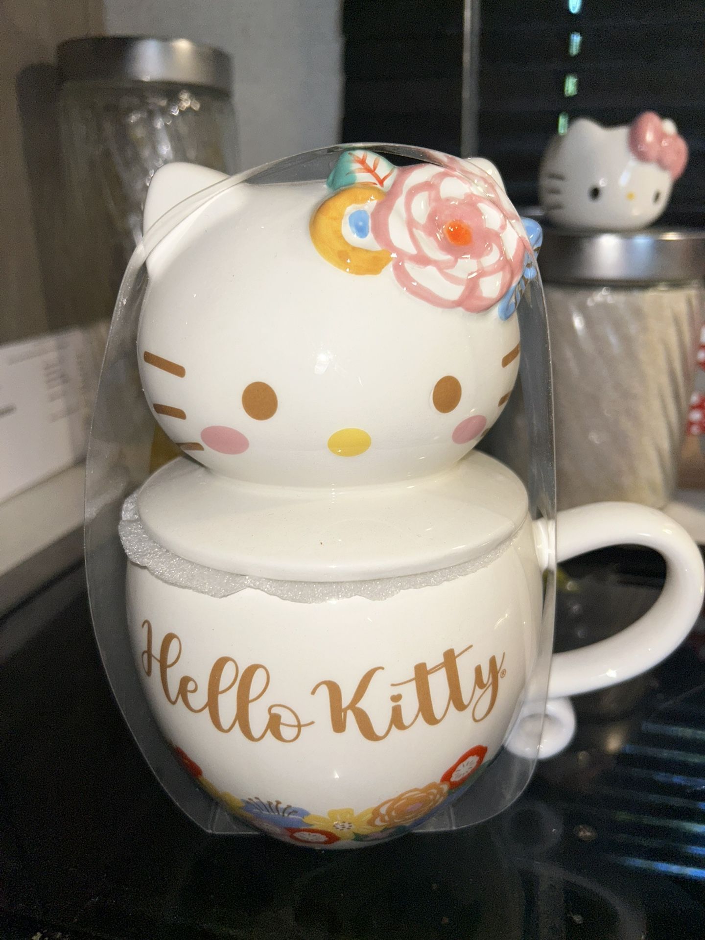 Hello Kitty Cup/jar
