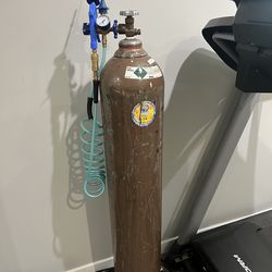 Helium Tank