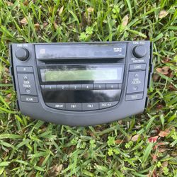 Toyota AM/FM CD 86120-42171