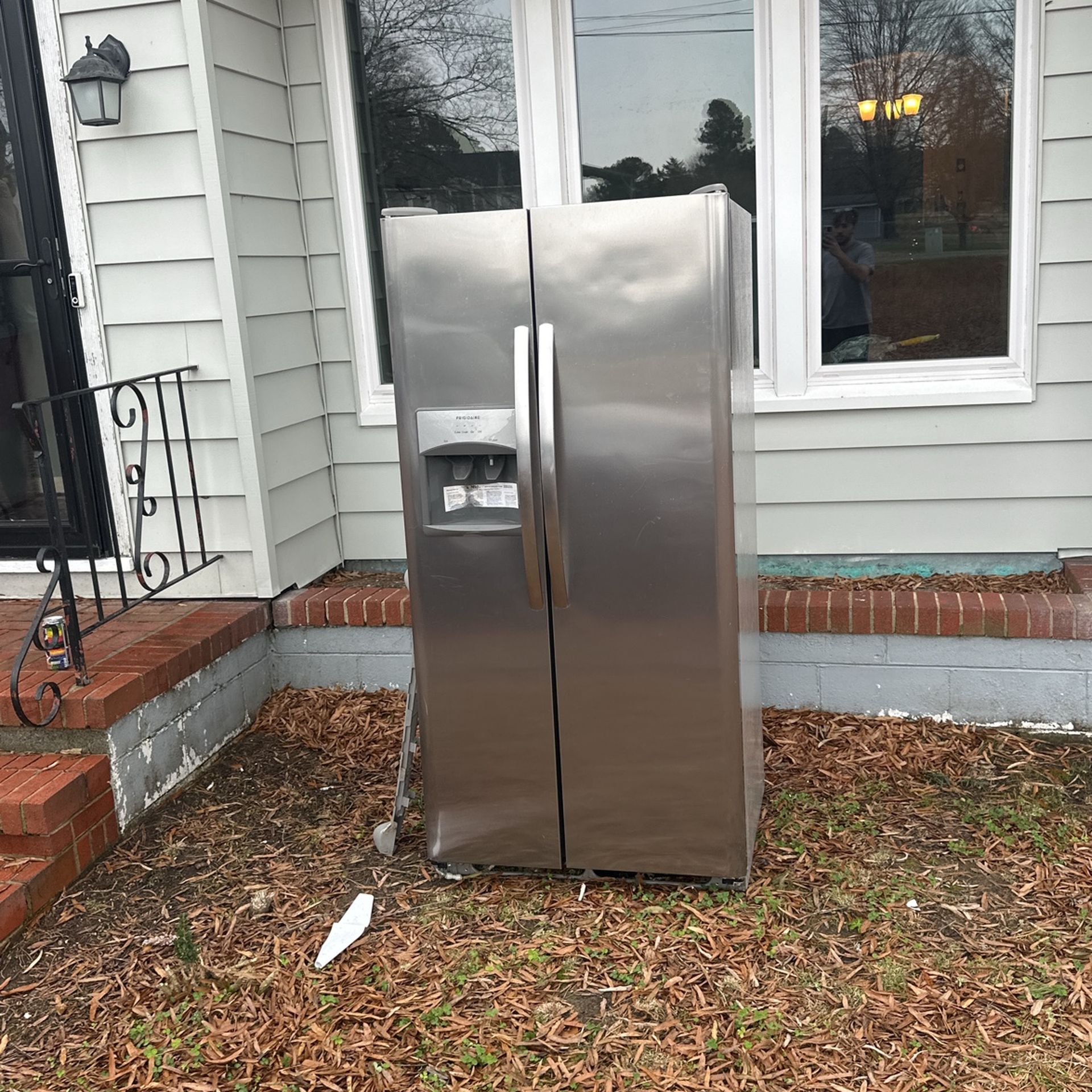 Refrigerator