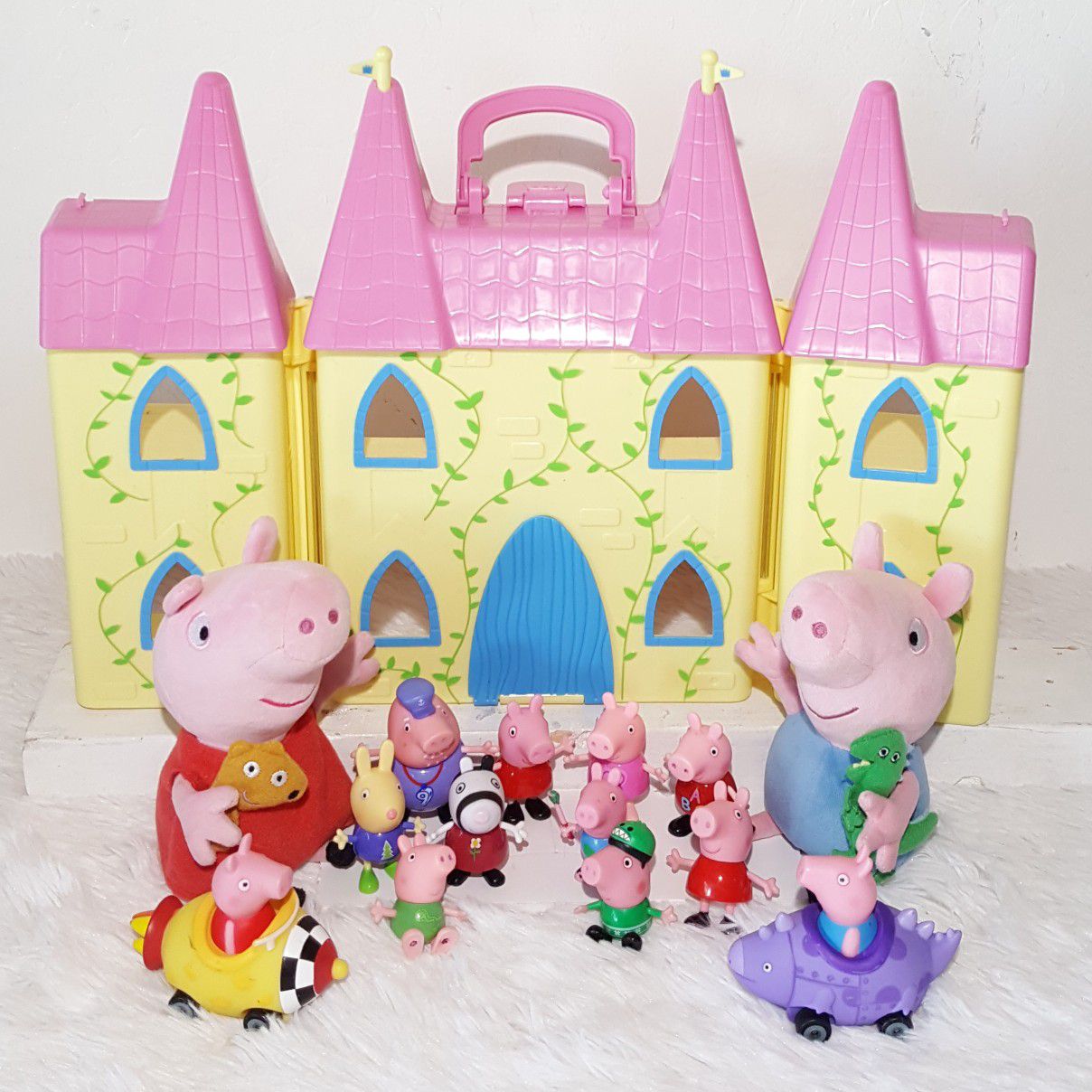 Peppa Pig castle figures and plush stuffed animal dolls