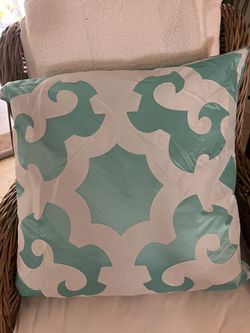 Pillow Aqua 24x24, Z gallerie